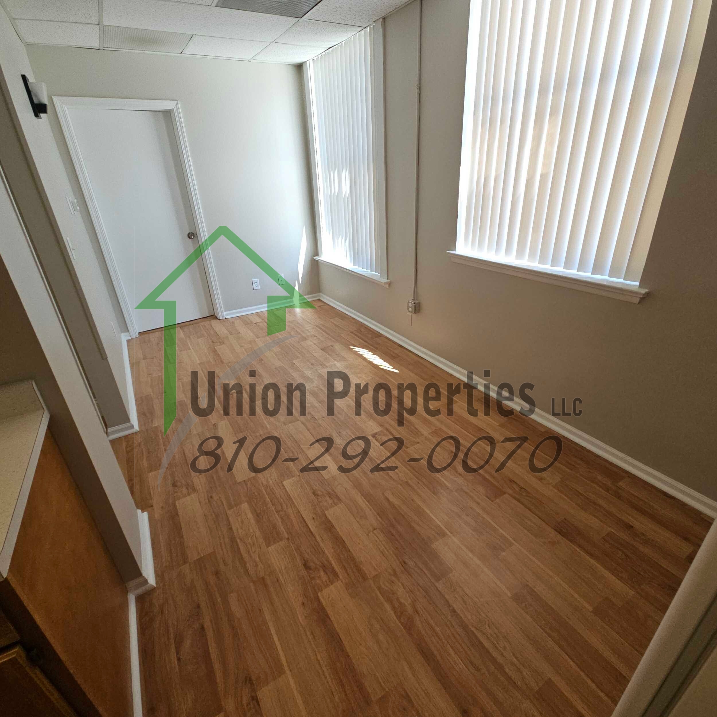 412 Grand River Avenue - 7