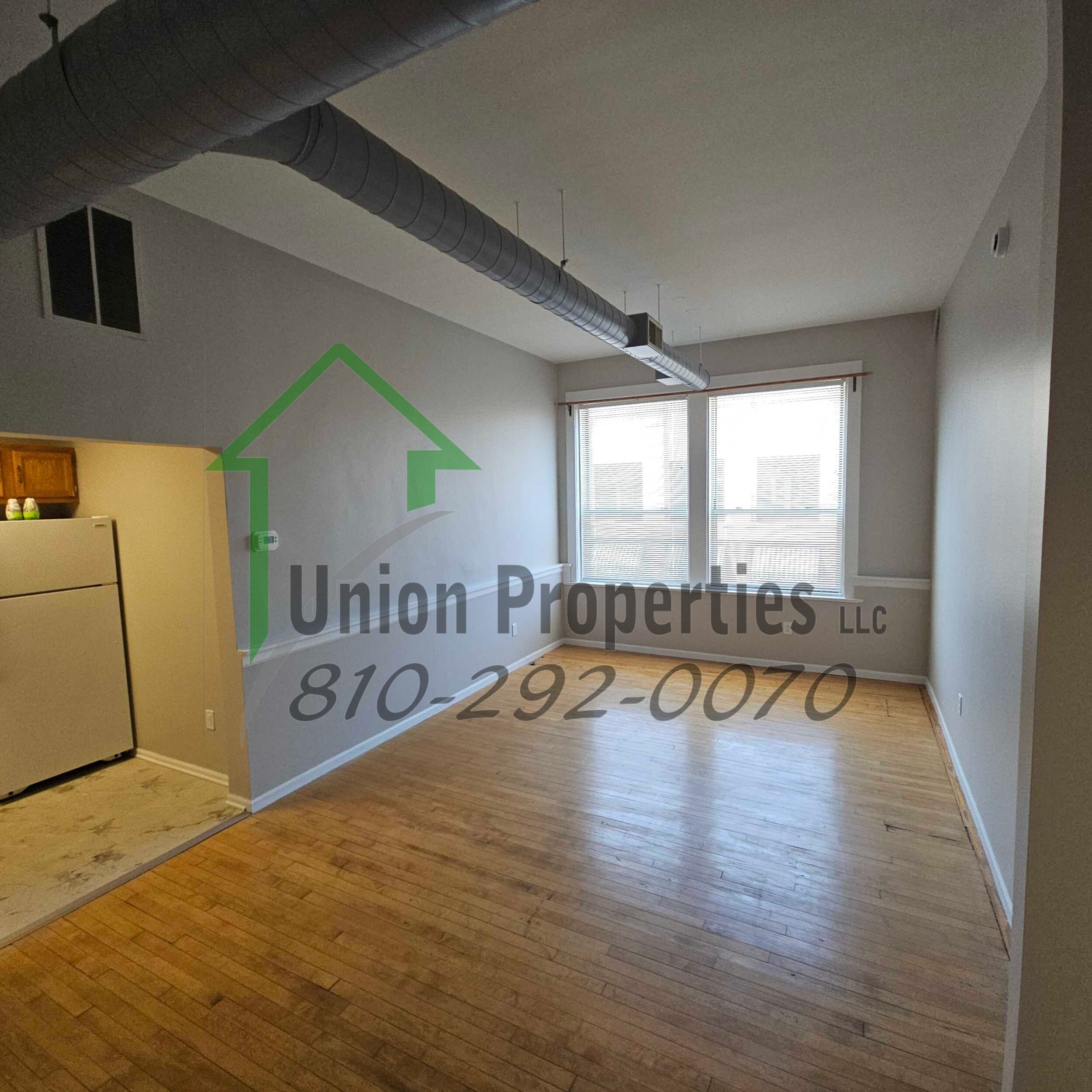 412 Grand River Avenue - 4